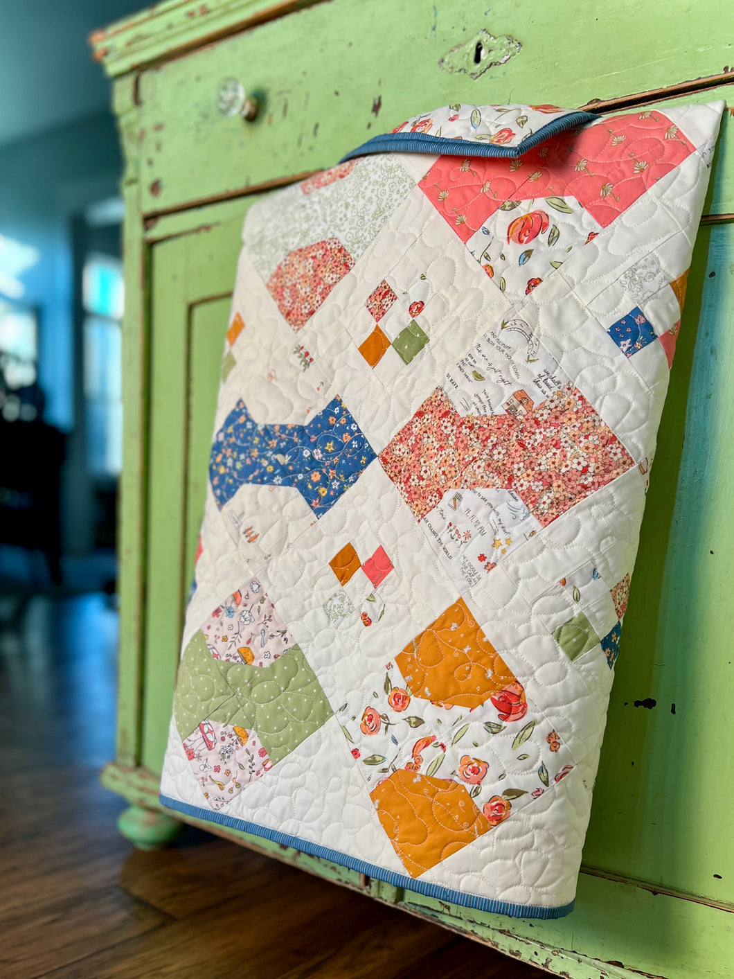 Vintage Bows Quilt Pattern - Paper Pattern