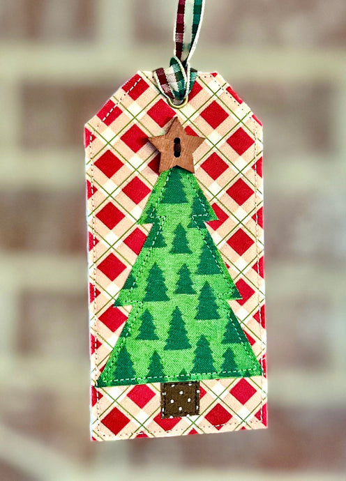 Christmas Gift Tag Pattern - Easy Piecy Quilts