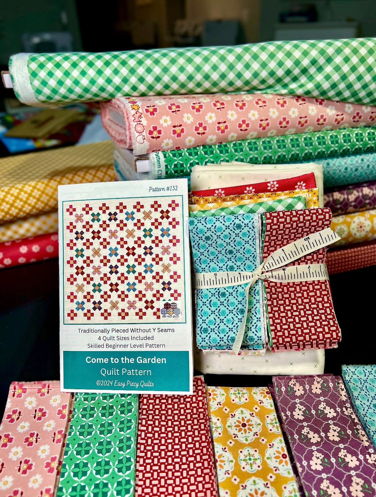 Come to the Garden Quilt Kit - Easy Piecy Quilts