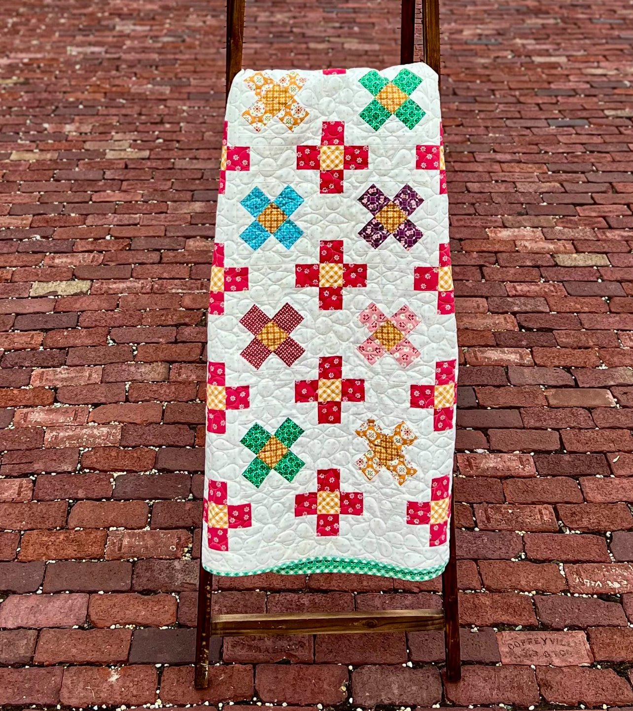 Come to the Garden Quilt Kit - Easy Piecy Quilts
