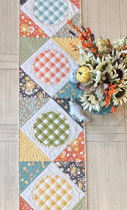 Easy as Pie Quilted Table Runner Pattern - Easy Piecy Quilts