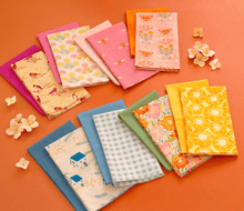 Load image into Gallery viewer, Marigold 18 Piece Fat Quarter Bundle - Easy Piecy Quilts
