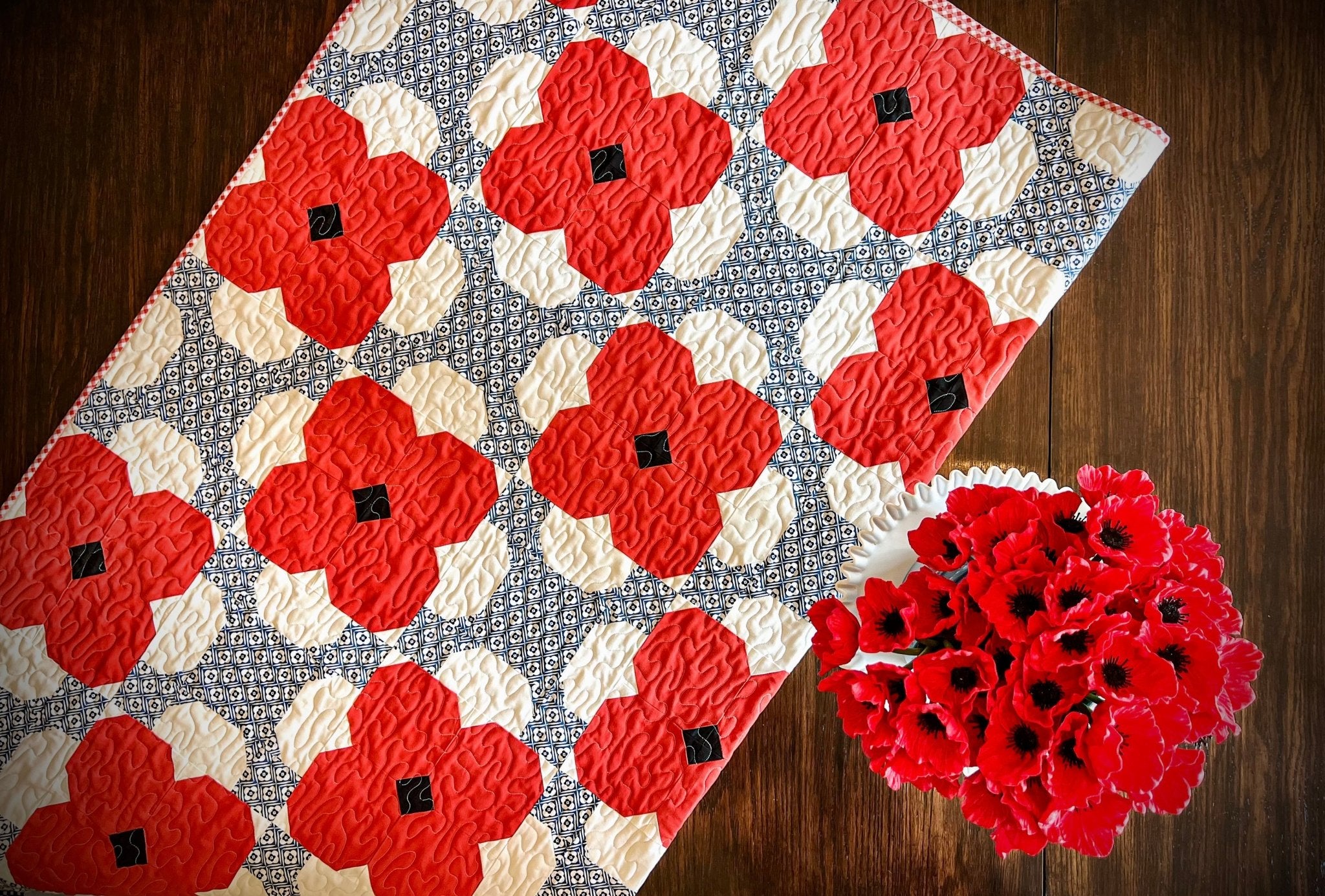 Poppy Quilt Pattern - Paper Print Version, Mailed - Easy Piecy Quilts