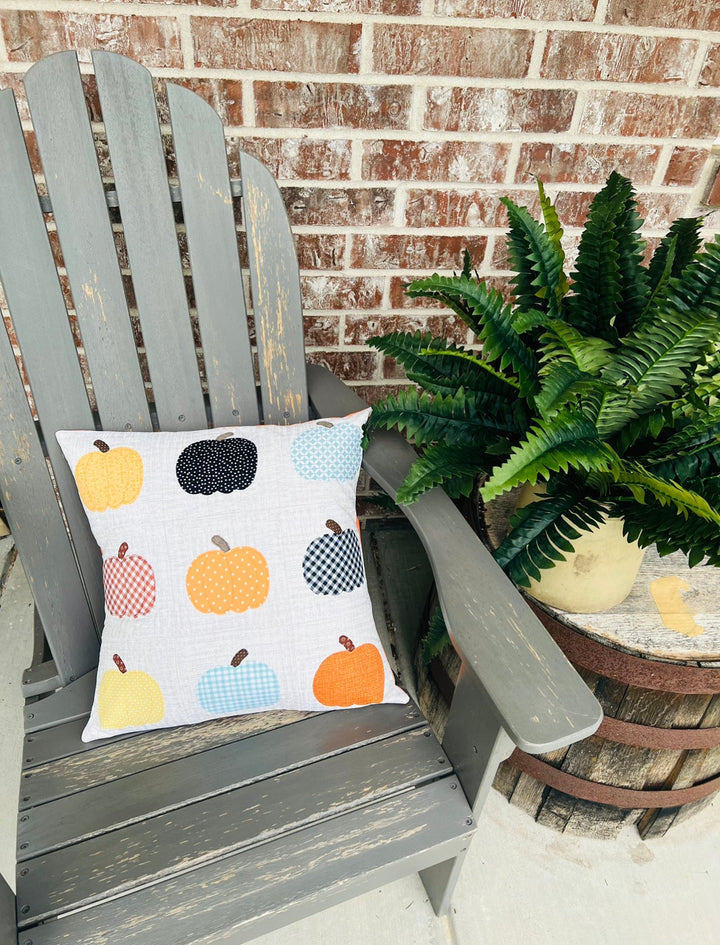 Pretty Pumpkin Pillow Pattern - Instant PDF Download - Easy Piecy Quilts