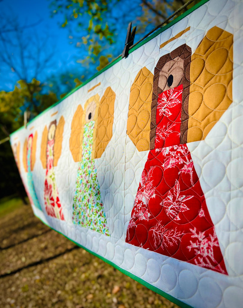 Angelic Choir Table Runner Pattern
